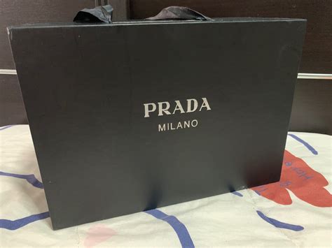 กระเป๋า prada milano ราคา